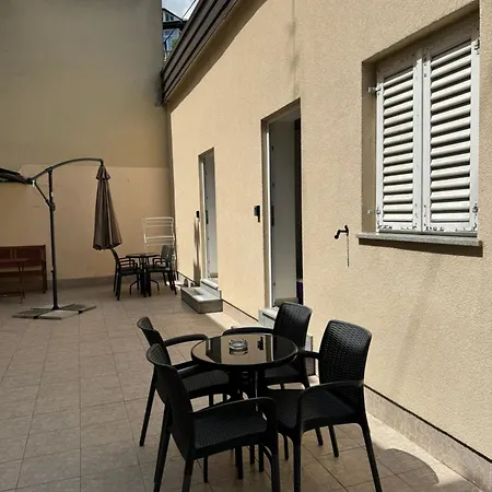 Apartment Ascic *