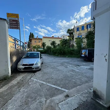 Ascic Apartment
